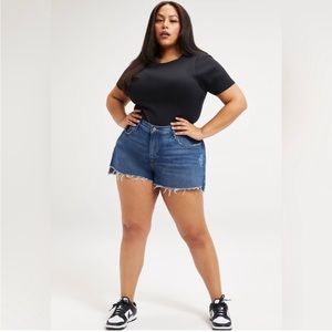 Good American Step Hem Shorts Size 12